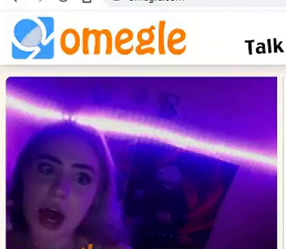 Omegle girl cock shocked (sound)